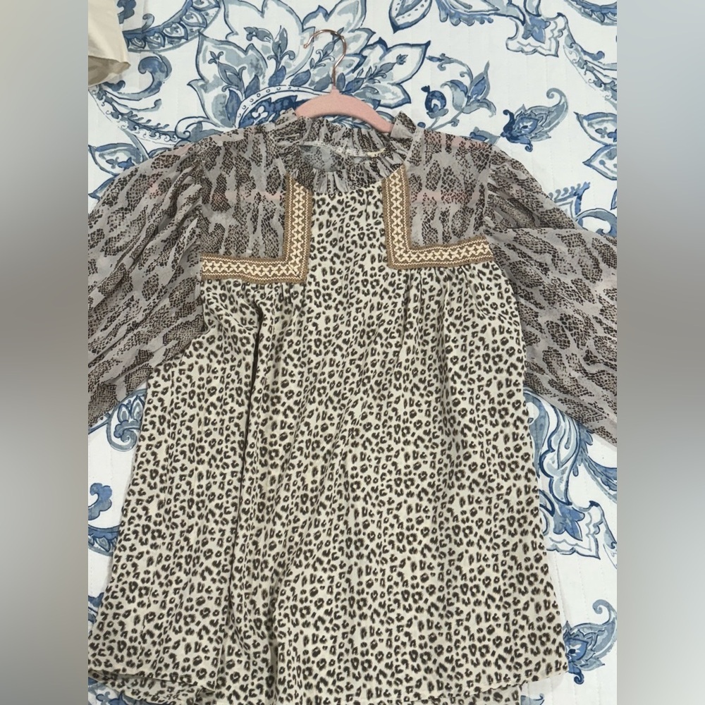 Jodifl Animal Print Chiffon Poet Sleeves Top Sz small